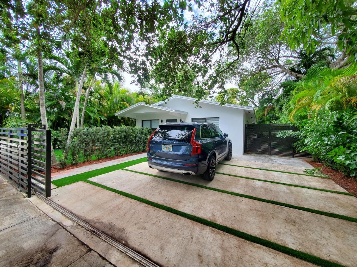 Design District By Midtown, Wynwood, Brickell, 10 Min To The Beach, Free Parking マイアミ エクステリア 写真